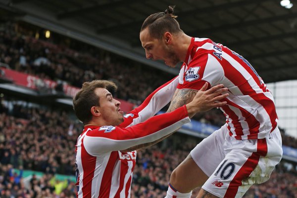 shaqiri-and-arnautovic-celebrate-vs-man-city-dec-2015